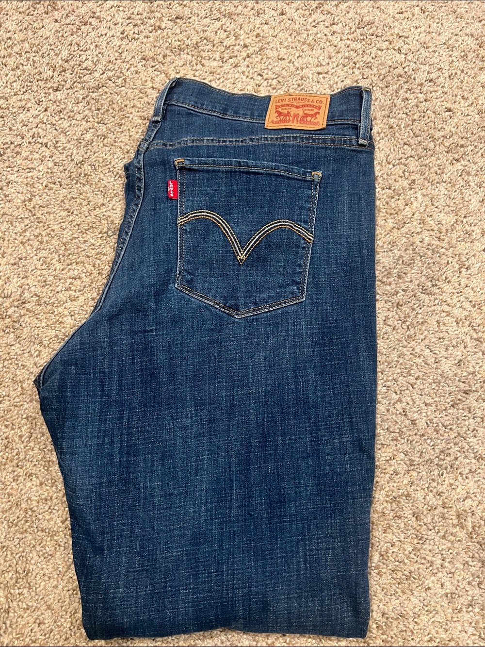 Levi's women’s bootcut Indigo Straight-Leg Jeans